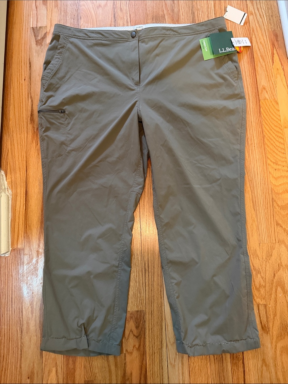 L.L. Bean Comfort Trail Pants Womens ASH  Hiking Cargo Nylon Size 22W NWT